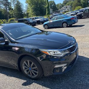 2019 KIA OPTIMA LX — миниатюра 11