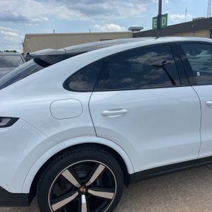 PORSCHE CAYENNE COUPE - 9