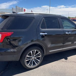 FORD EXPLORER PLATINUM - 9