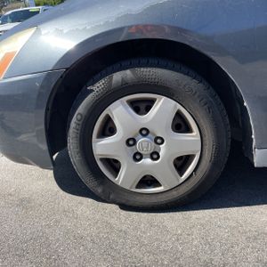 2005 Honda ACCORD LX — миниатюра 17