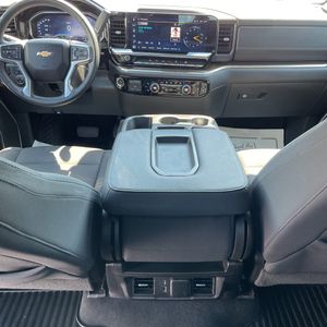صورة مصغرة 36 لـ 2023 Chevrolet SILVERADO 1500 LT