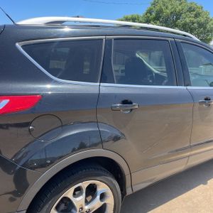 FORD ESCAPE TITANIUM - 9