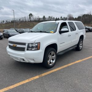 CHEVROLET SUBURBAN - 1