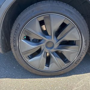 صورة مصغرة 19 لـ 2024 Tesla MODEL Y LONG RANGE