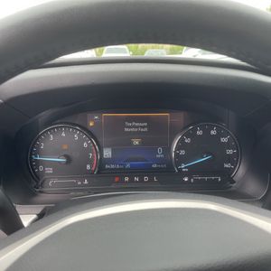 صورة مصغرة 41 لـ 2022 FORD EXPLORER XLT