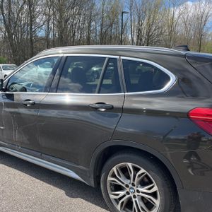 BMW X1 XDRIVE28I - 6