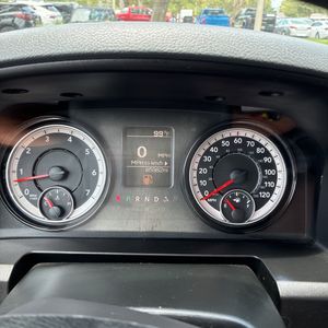 2020 RAM 1500 CLASSIC TRADESMAN — миниатюра 38