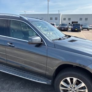 2015 Mercedes-BENZ GL — миниатюра 13