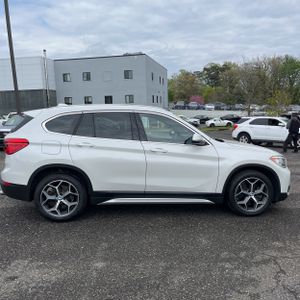 BMW X1 - 10