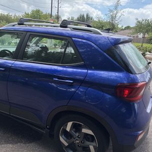 HYUNDAI VENUE SEL - 6