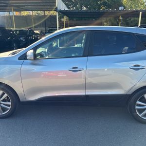 HYUNDAI TUCSON LIMITED - 3