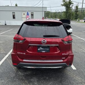 2018 Nissan ROGUE SV — фото 7