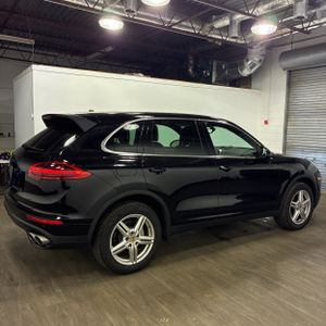 PORSCHE CAYENNE S - 10
