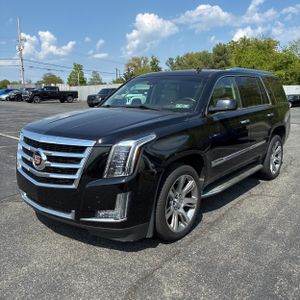 CADILLAC ESCALADE LUXURY - 1