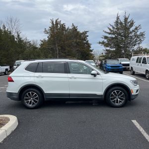 VOLKSWAGEN TIGUAN SE 4MOTION - 10