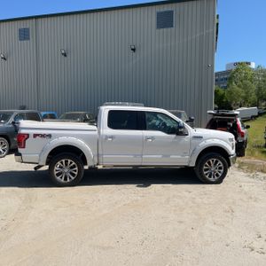 FORD F-150 LARIAT - 10