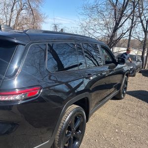 JEEP GRAND CHEROKEE L LIMITED - 9