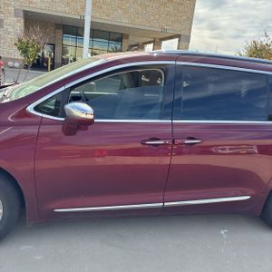 CHRYSLER PACIFICA LIMITED - 4