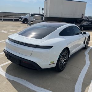 Porsche Taycan Base - 8