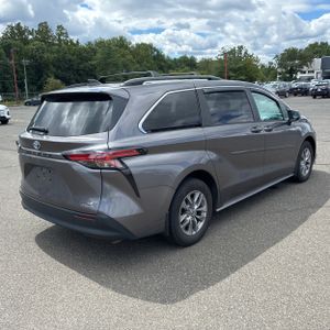 2023 Toyota SIENNA LE 8-PASSENGER 照片 8