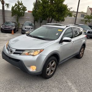 صورة 2 لـ 2015 Toyota RAV4 XLE