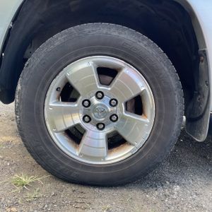 2005 Toyota 4RUNNER SR5 thumbnail 17