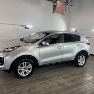 KIA SPORTAGE LX - 3