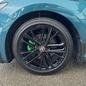 2025 Toyota CAMRY SE thumbnail 17