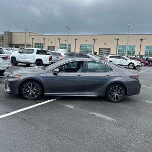 صورة 3 لـ 2024 Toyota CAMRY SE