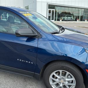 صورة مصغرة 11 لـ 2022 Chevrolet EQUINOX LS