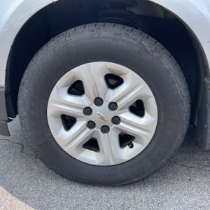 2011 Chevrolet TRAVERSE LS — миниатюра 17