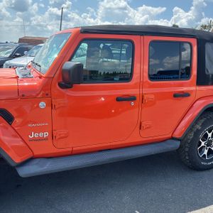 2018 JEEP WRANGLER UNLIMITED SAHARA 照片 4