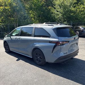 TOYOTA SIENNA - 5
