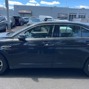 FORD TAURUS SHO - 4