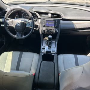 صورة مصغرة 35 لـ 2020 Honda CIVIC LX
