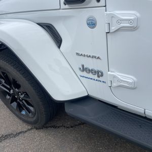 2023 JEEP WRANGLER 4XE SAHARA — миниатюра 23