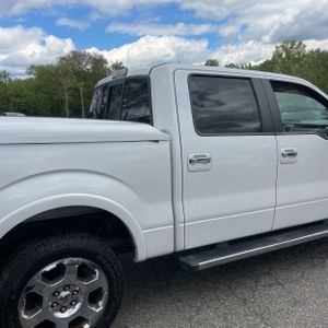 FORD F-150 LARIAT - 8