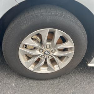 2022 Toyota SIENNA LE 8-PASSENGER 照片 17