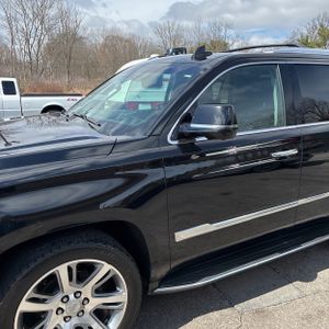 CADILLAC ESCALADE LUXURY COLLECTION - 2