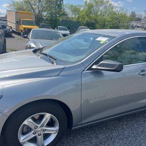 CHEVROLET MALIBU LS - 2