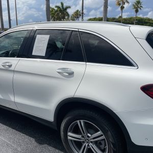 MERCEDES-BENZ GLC - 6