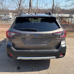 SUBARU OUTBACK LIMITED - 7