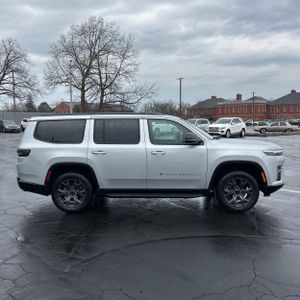 JEEP GRAND WAGONEER LIMITED ALTITUDE 4X4 - 10