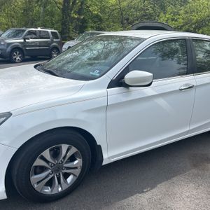HONDA ACCORD LX - 2