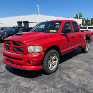 2004 Dodge RAM 1500 SLT 照片 1