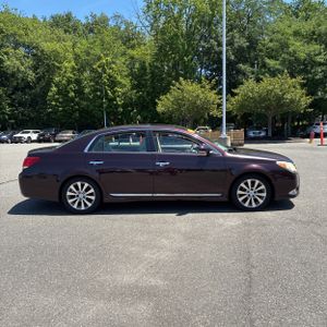 صورة 10 لـ 2011 Toyota AVALON LIMITED