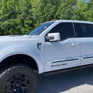 FORD F-150 LARIAT - 2