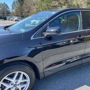 FORD EDGE SEL - 2