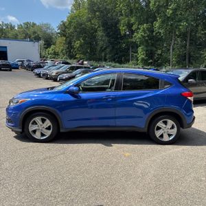 2019 Honda HR-V EX-L photo 3