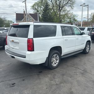 CHEVROLET SUBURBAN LT - 7